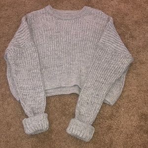grey cropped Urban sweater!